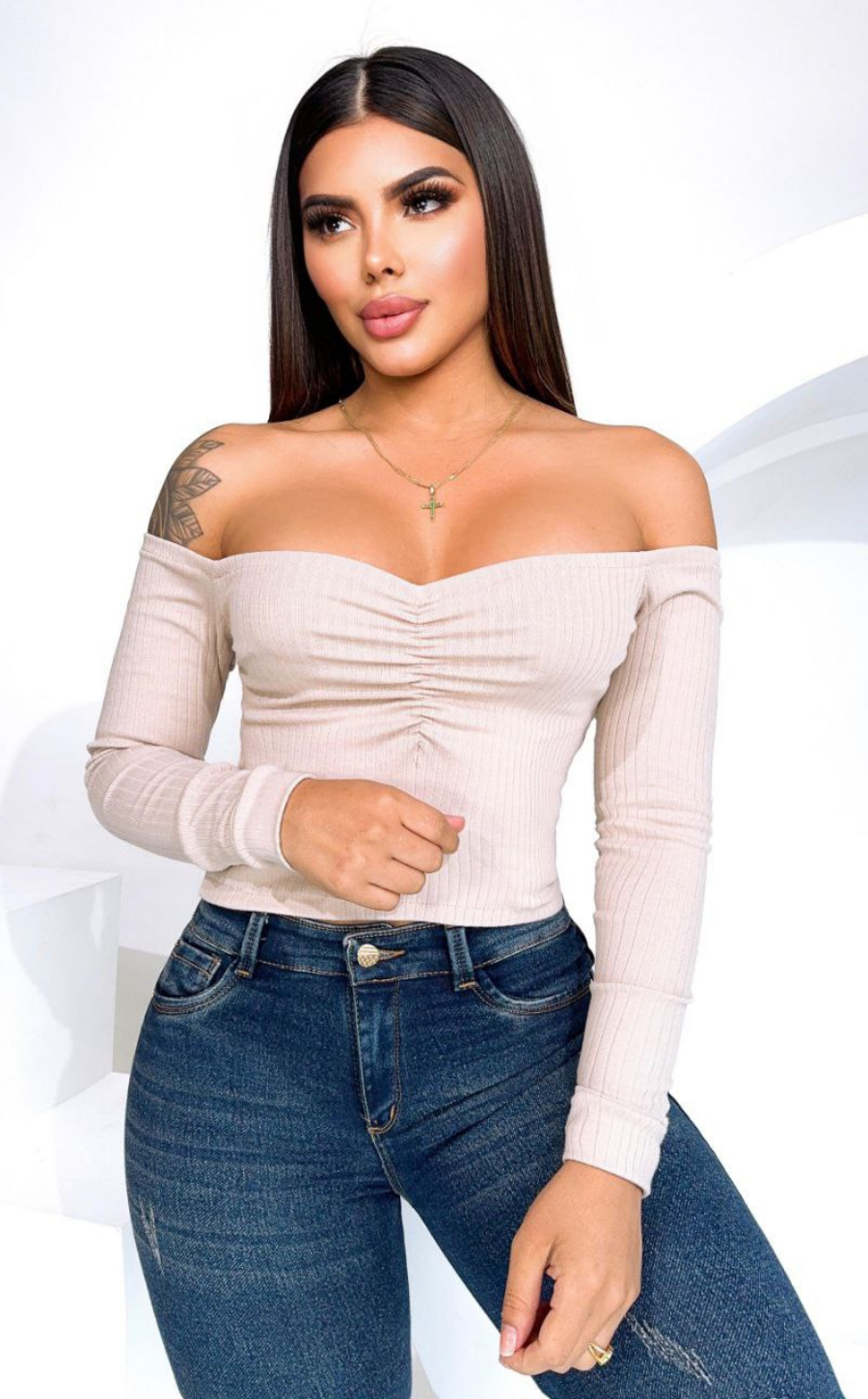 Blusa Cuello Bandeja